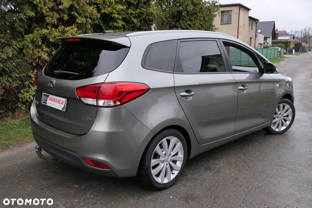 Kia Carens 1.7 CRDi L - 9