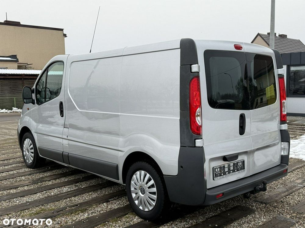 Opel Vivaro - 4