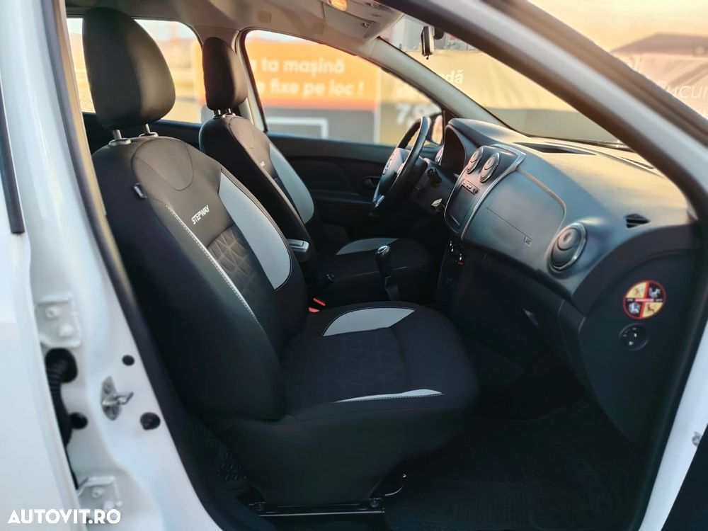 Dacia Sandero Stepway TCe 90 (S&S) Essential - 6