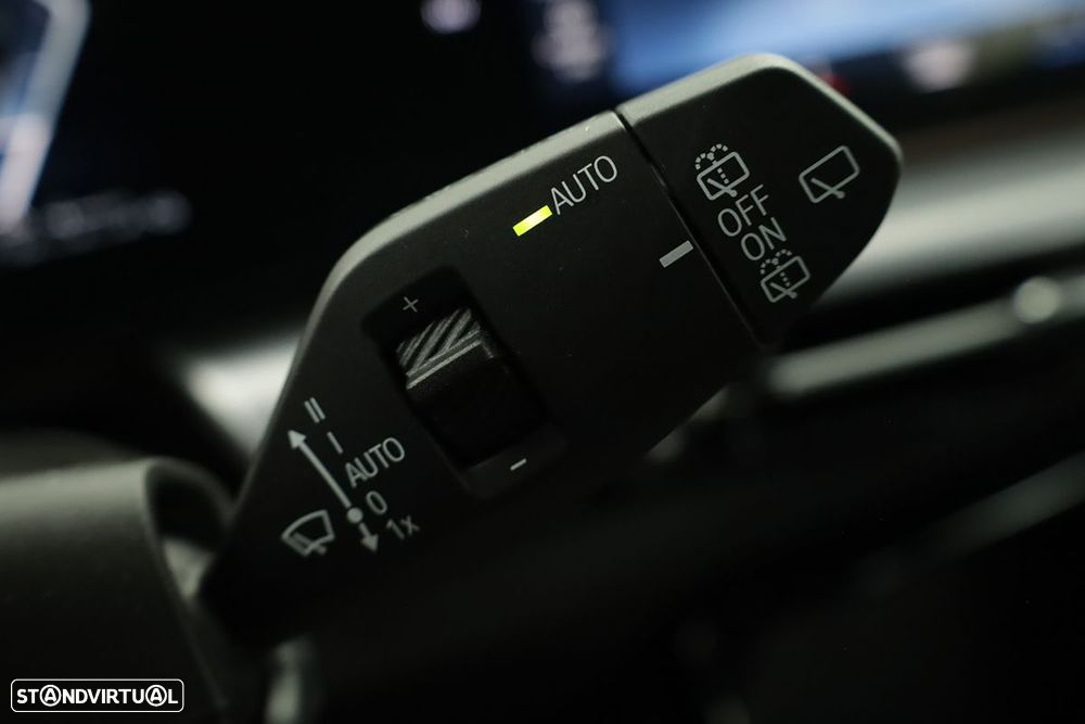 BMW X1 xDrive25e Pack Desportivo M - 17