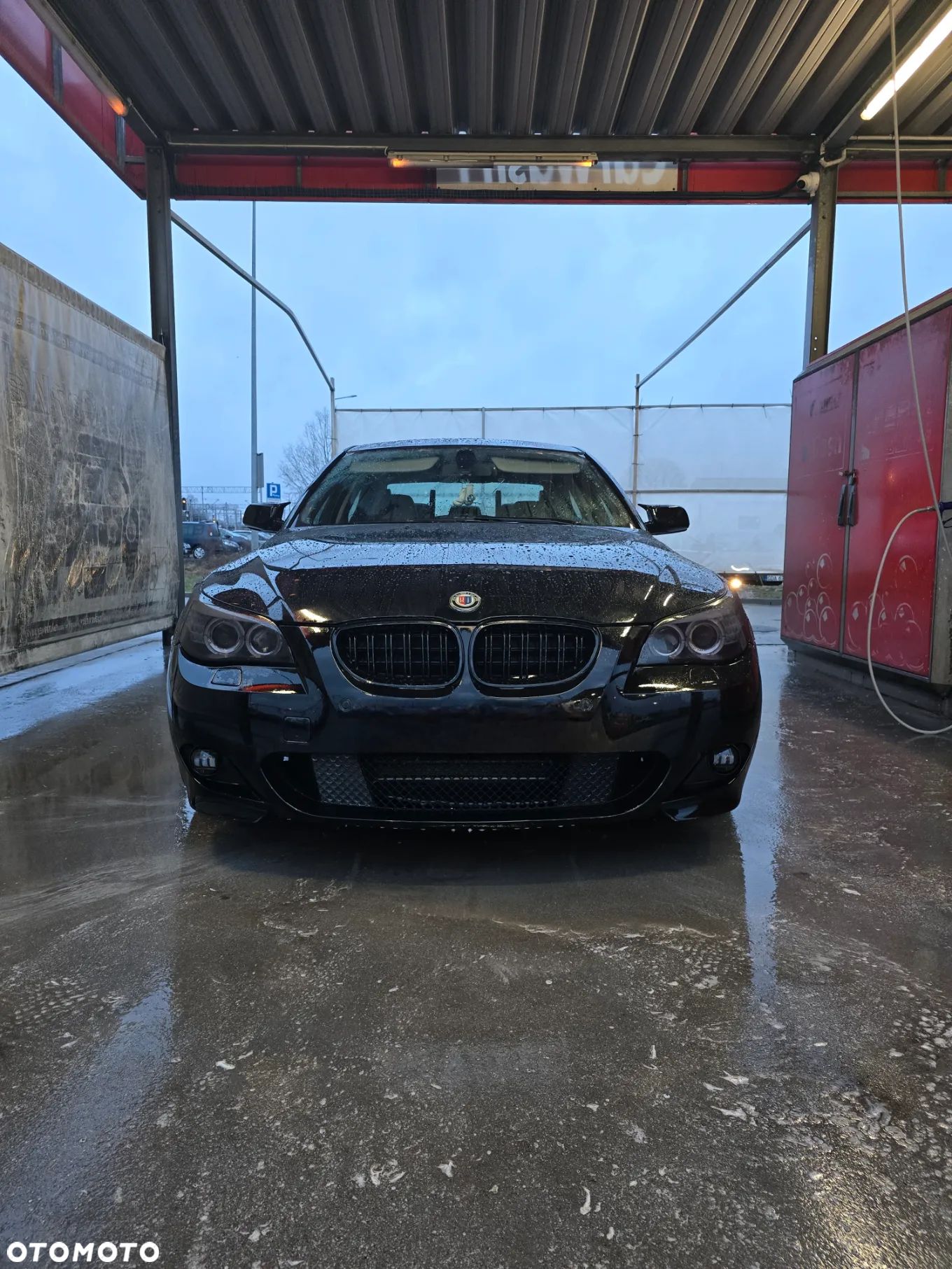 BMW Seria 5 525i - 1