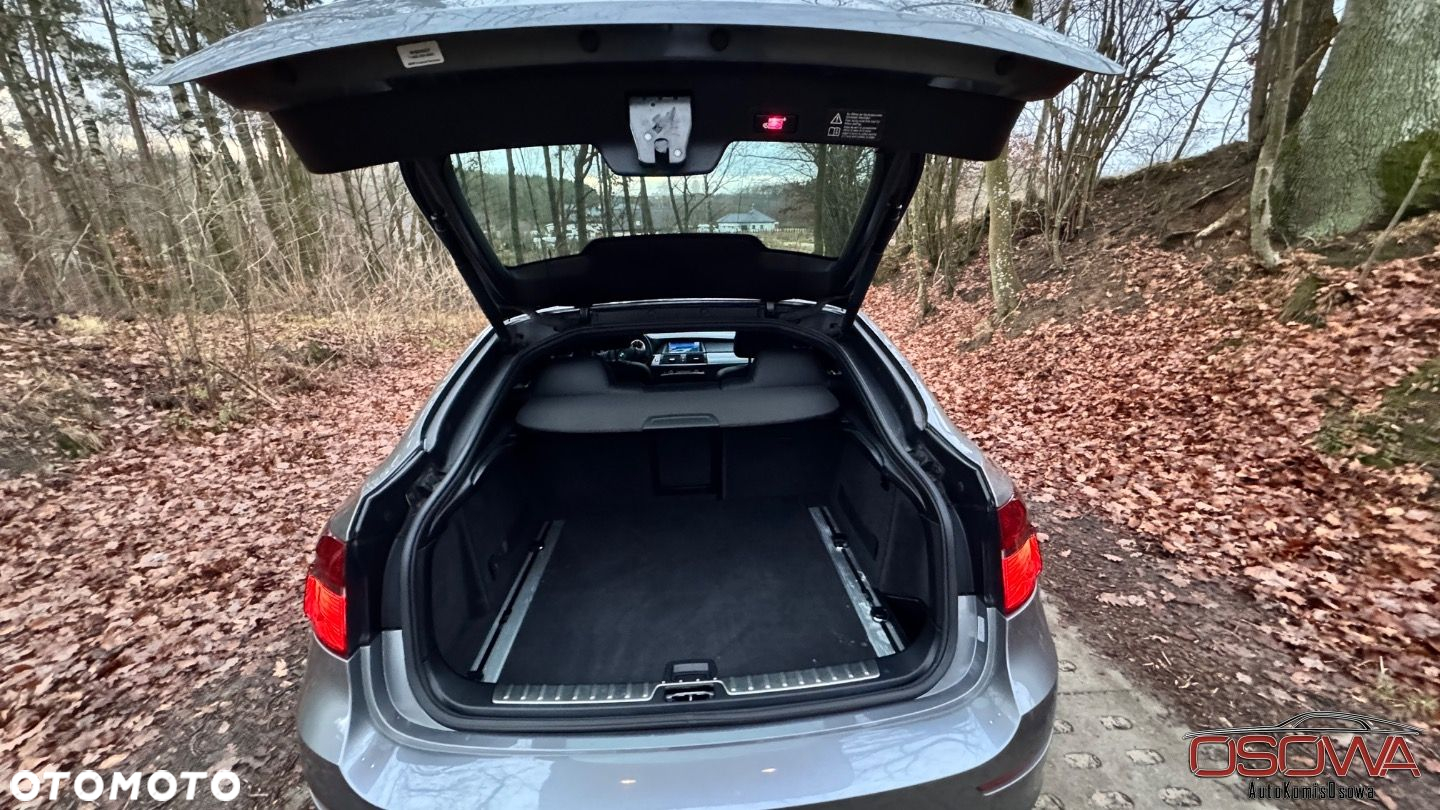 BMW X6M - 24