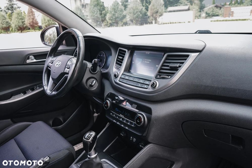 Hyundai Tucson blue 1.7 CRDi 2WD Advantage - 23