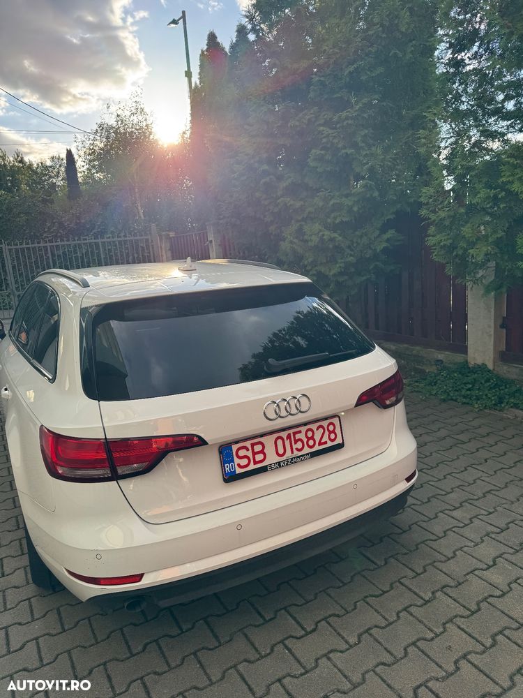 Audi A4 Avant 2.0 TDI S tronic - 23