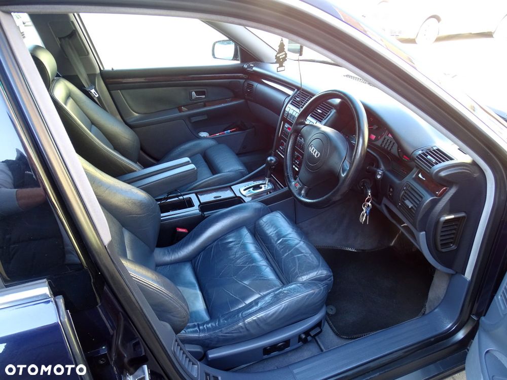Audi A8 - 9