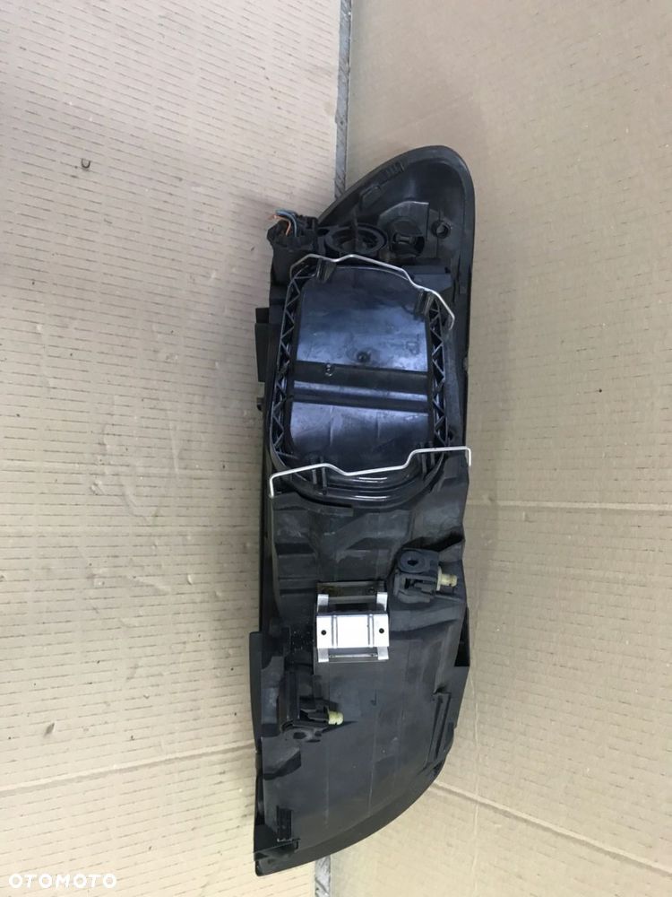 VOLVO C30 06-10 LAMPA LEWY PRZÓD 31335199 - 8