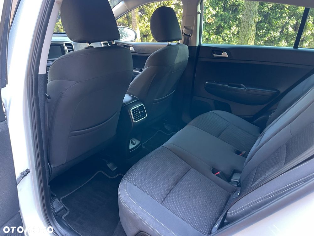 Kia Sportage 1.7 CRDI 2WD Dream-Team Edition - 15