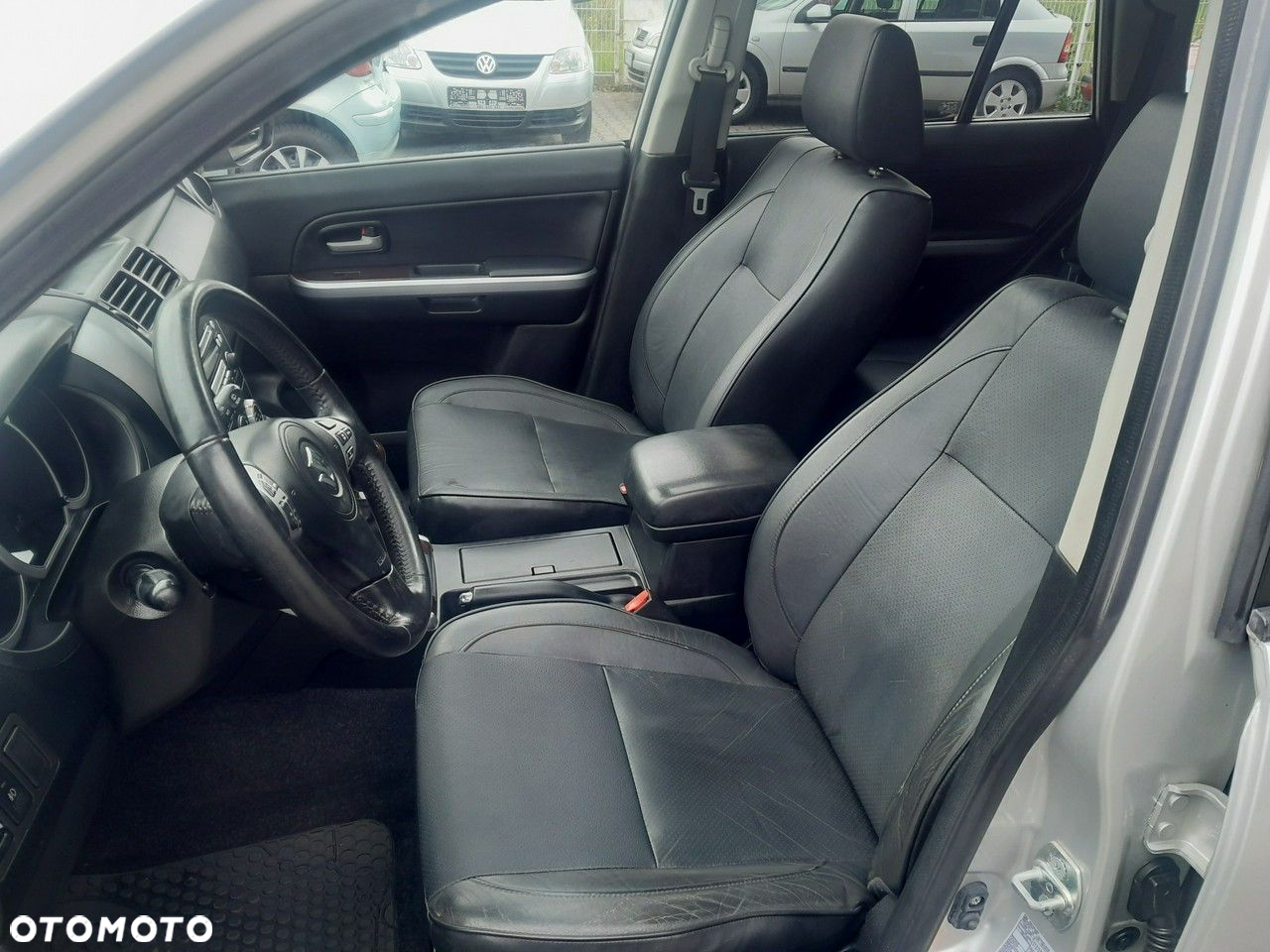 Suzuki Grand Vitara 2.0 Comfort Limited - 11