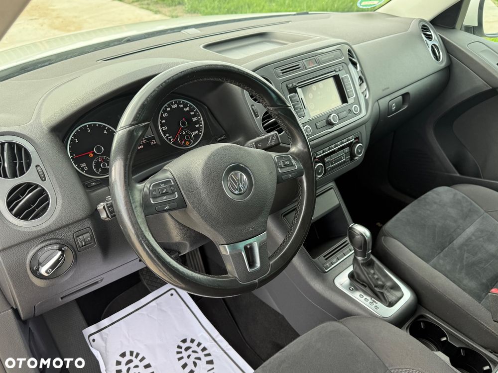 Volkswagen Tiguan 2.0 TDI DPF 4Motion BlueMotion Technology DSG Exclusive - 23