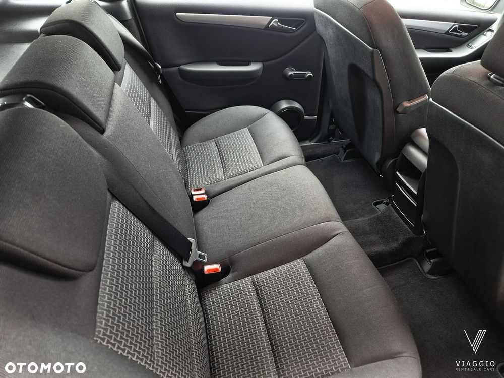 Mercedes-Benz Klasa B 180 Autotronic SPORT EDITION - 22