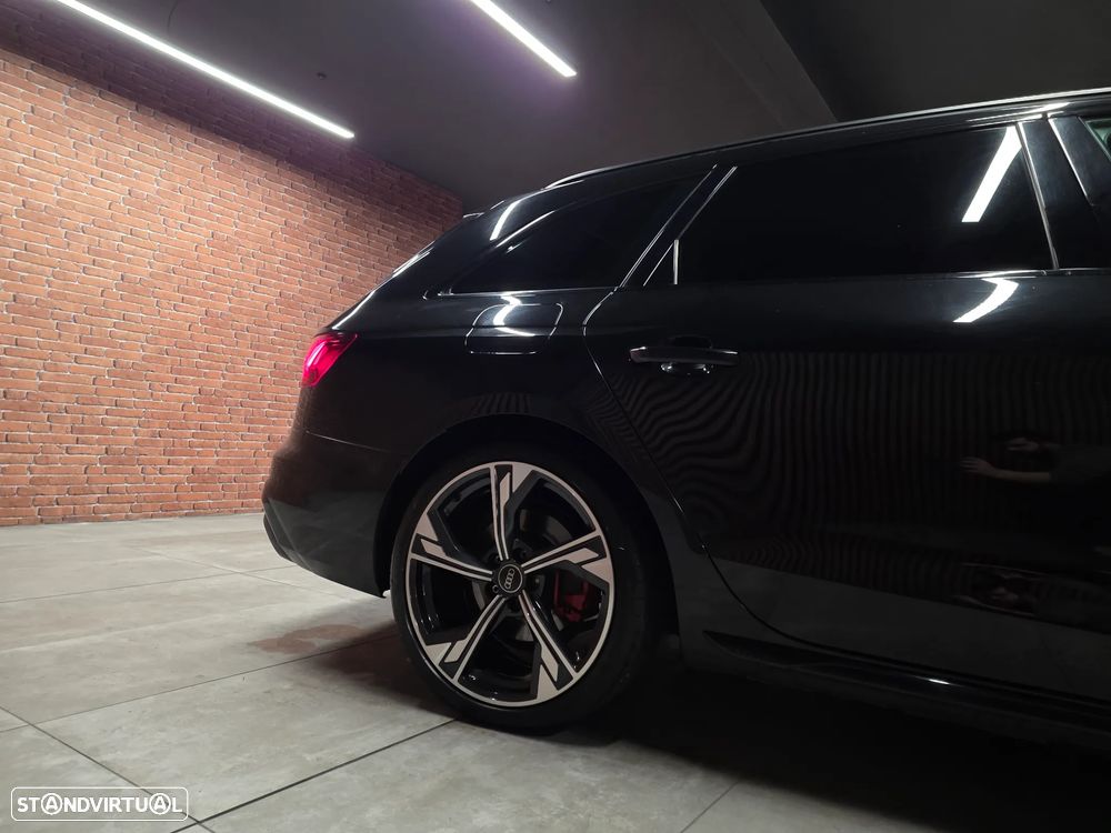 Audi A4 Avant 35 TDI S line S tronic - 36