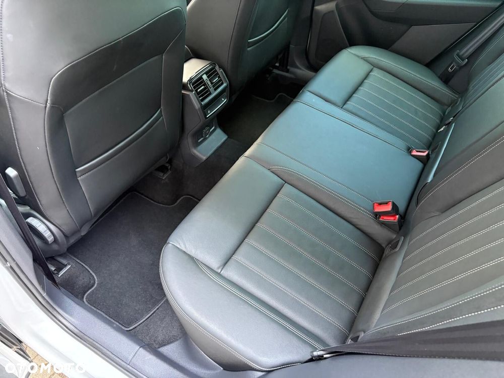 Skoda Karoq 1.5 TSI ACT Sportline DSG - 17