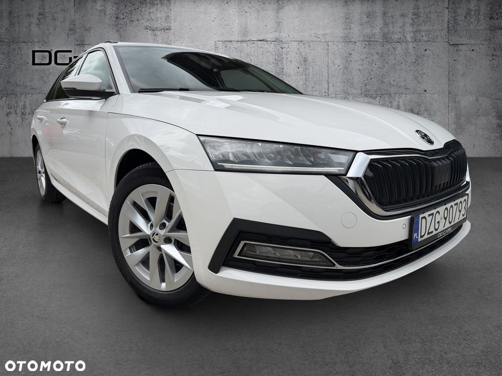 Skoda Octavia 2.0 TDI DSG Style - 3