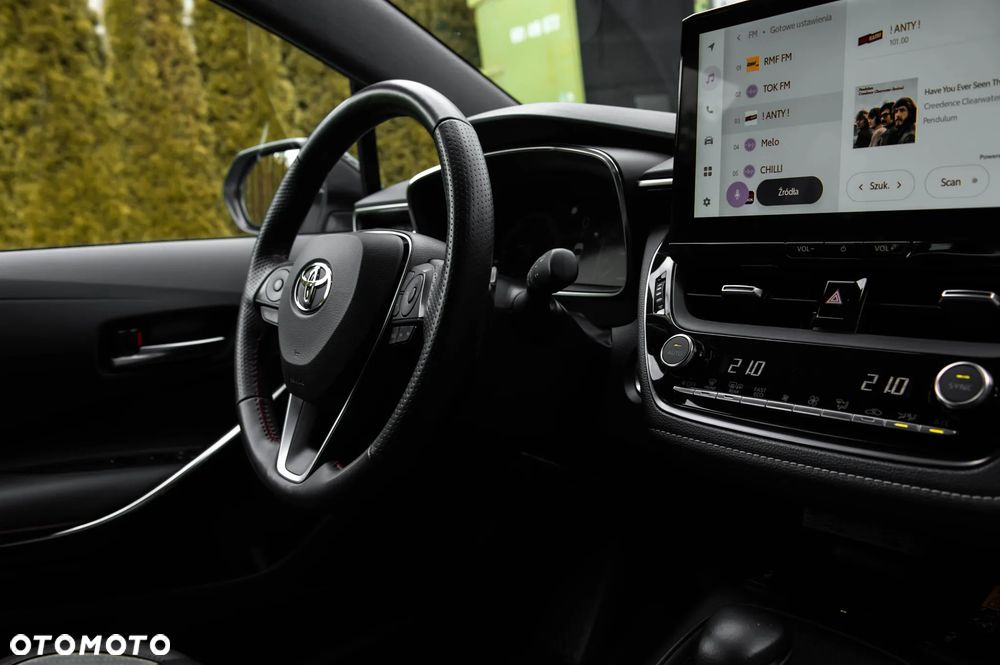 Toyota Corolla 2.0 Hybrid Comfort - 19