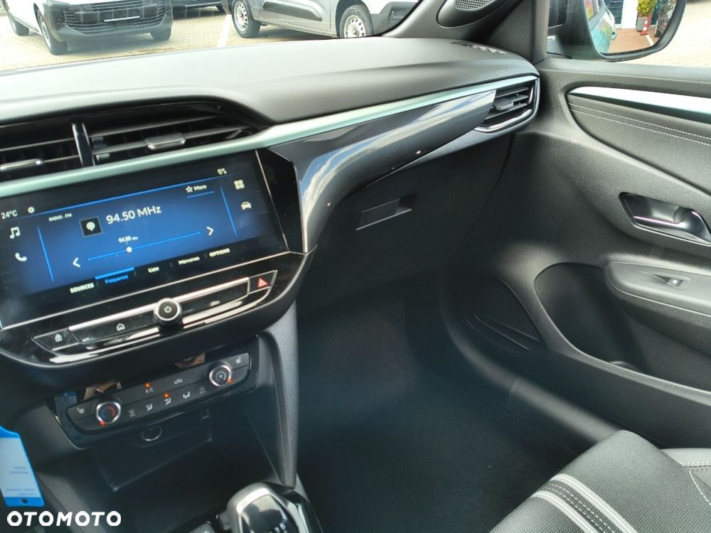 Opel Corsa 1.2 Direct Injection Turbo - 17