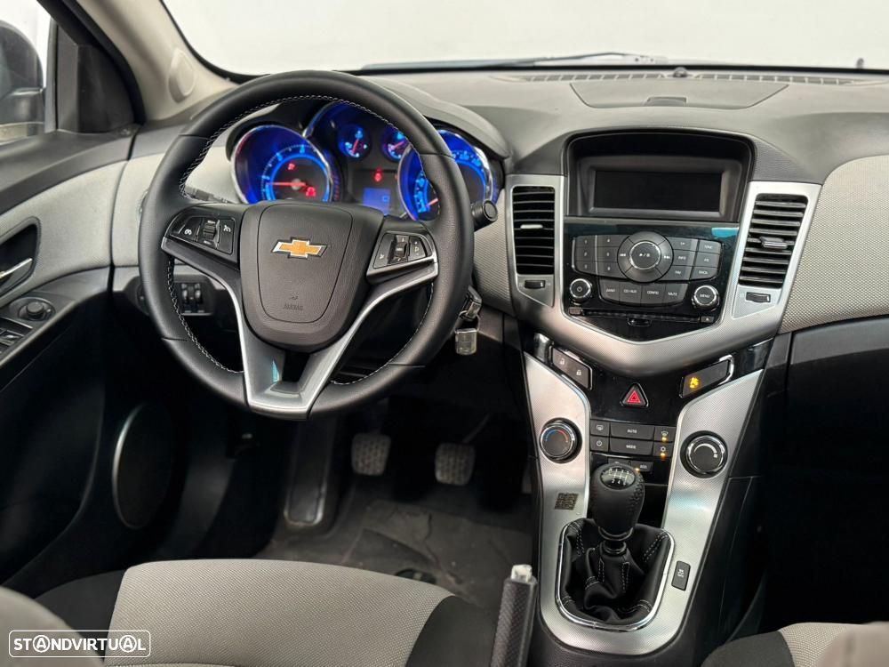 Chevrolet Cruze 2.0 VCDi LTZ EP - 21