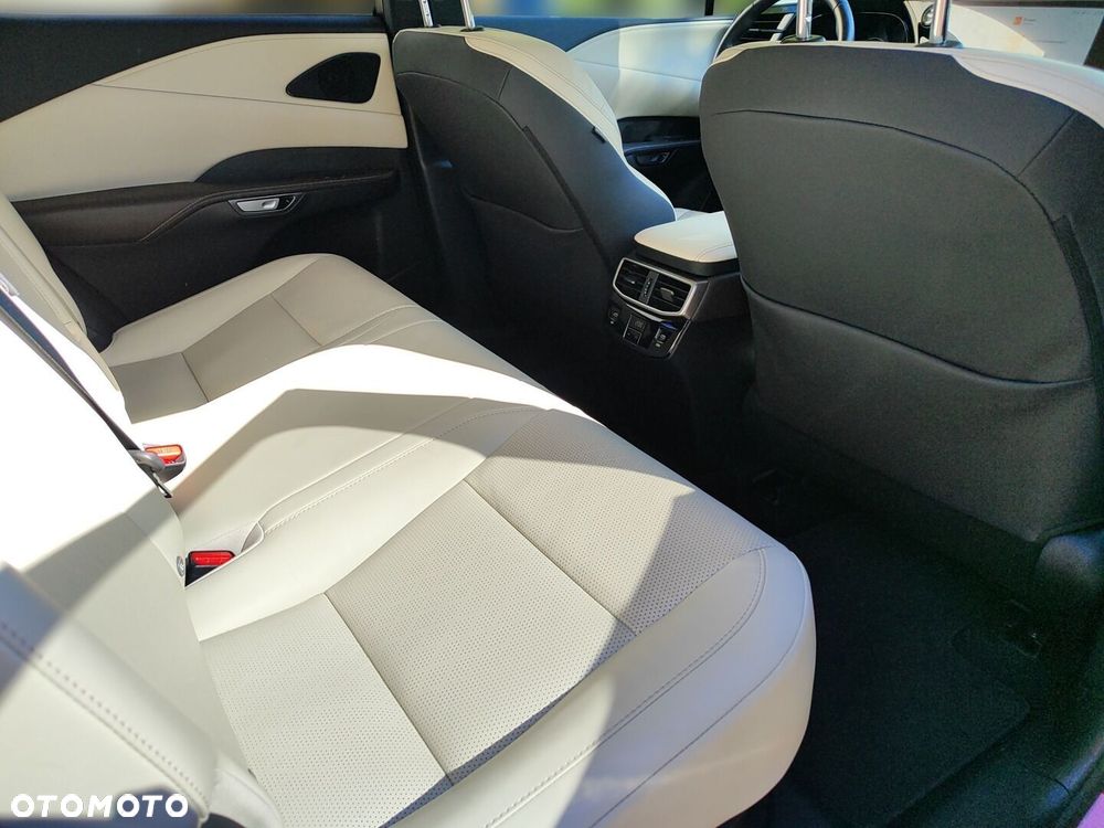 Lexus RX - 11