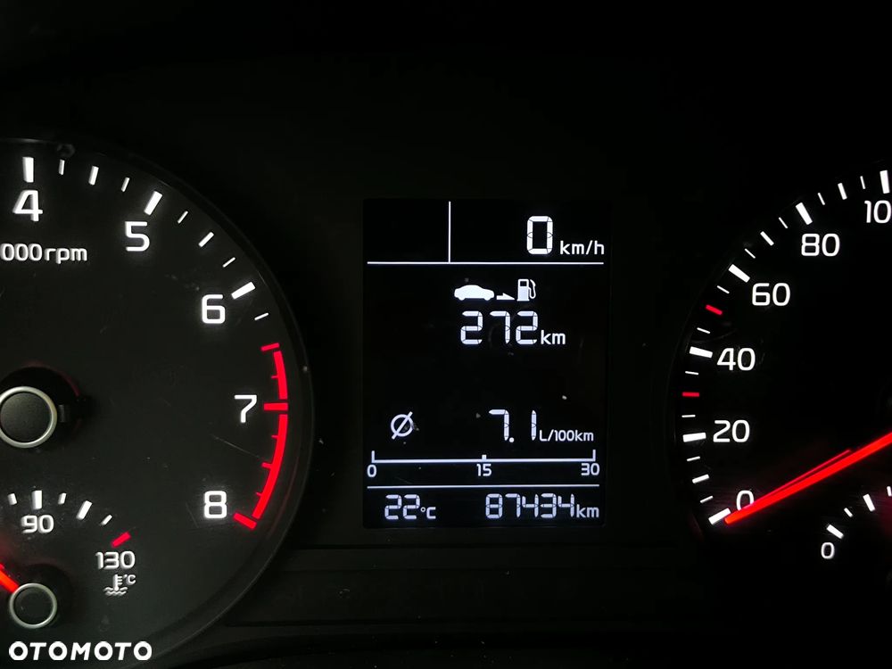Kia Rio 1.2 L - 24