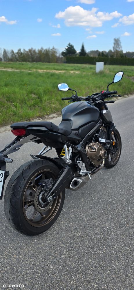 Honda CB - 15