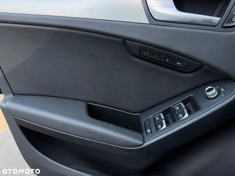 Audi A4 Limousine - 32