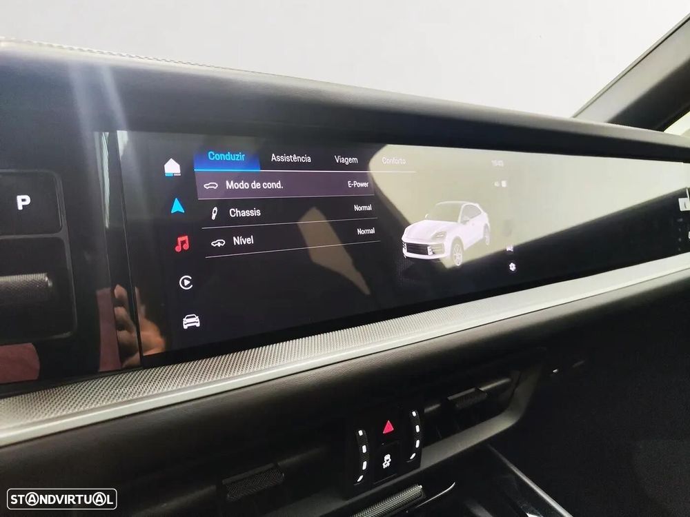 Porsche Cayenne Coupé E-Hybrid - 27