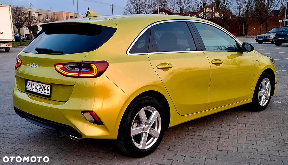 Kia Ceed 1.6 CRDi (48V Mild-Hybrid) Vision - 3