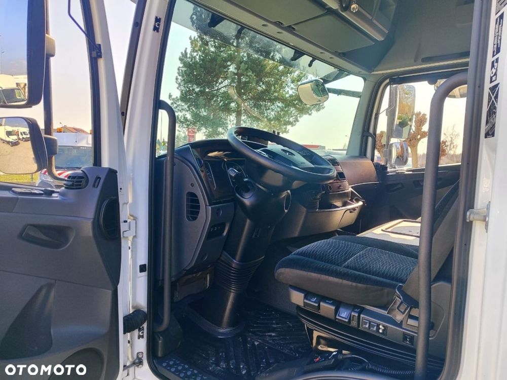 Mercedes-Benz ATEGO - 11