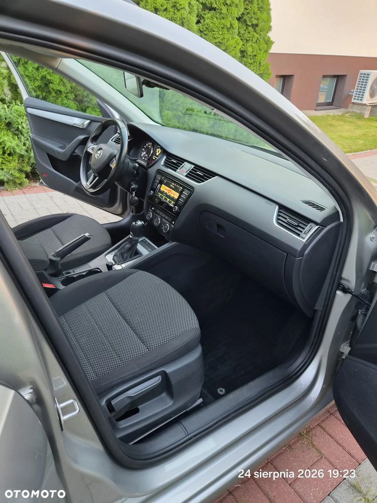 Skoda Octavia 2.0 TDI Ambition DSG - 13