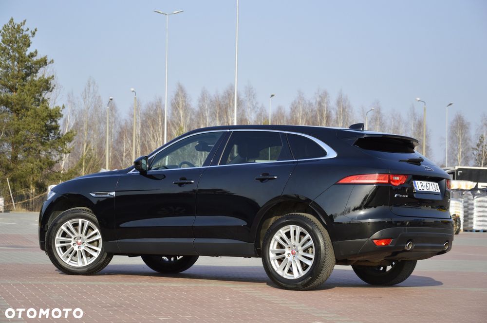 Jaguar F-Pace 30t AWD Prestige - 6