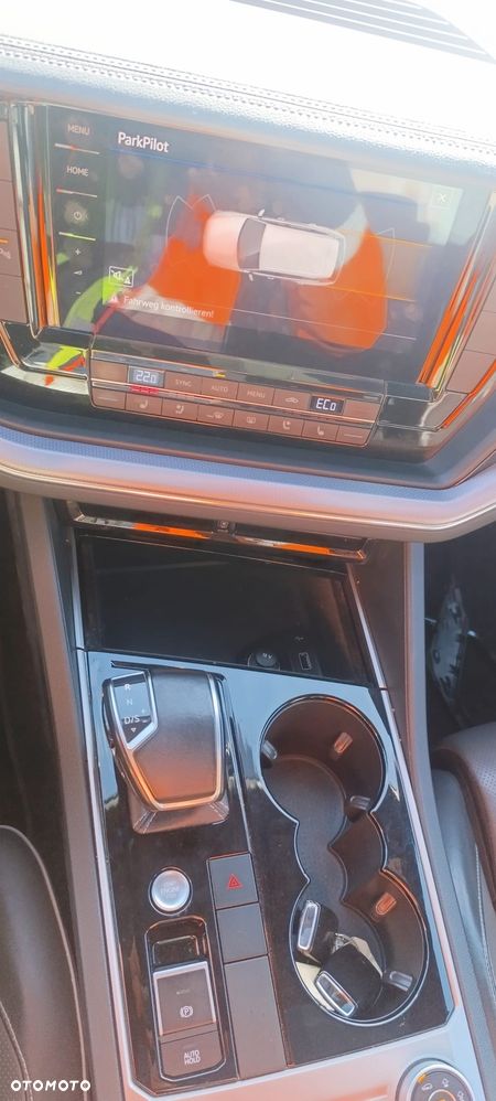Volkswagen Touareg 3.0 V6 TSI OPF 4Motion R-Line - 10