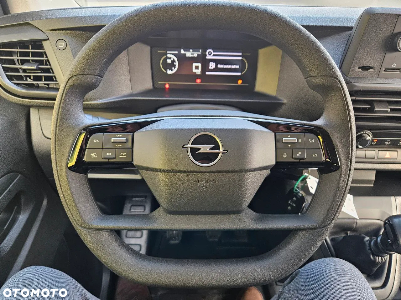 Opel VIVARO FURGON EXTRA LONG BRYGADOWY - 10