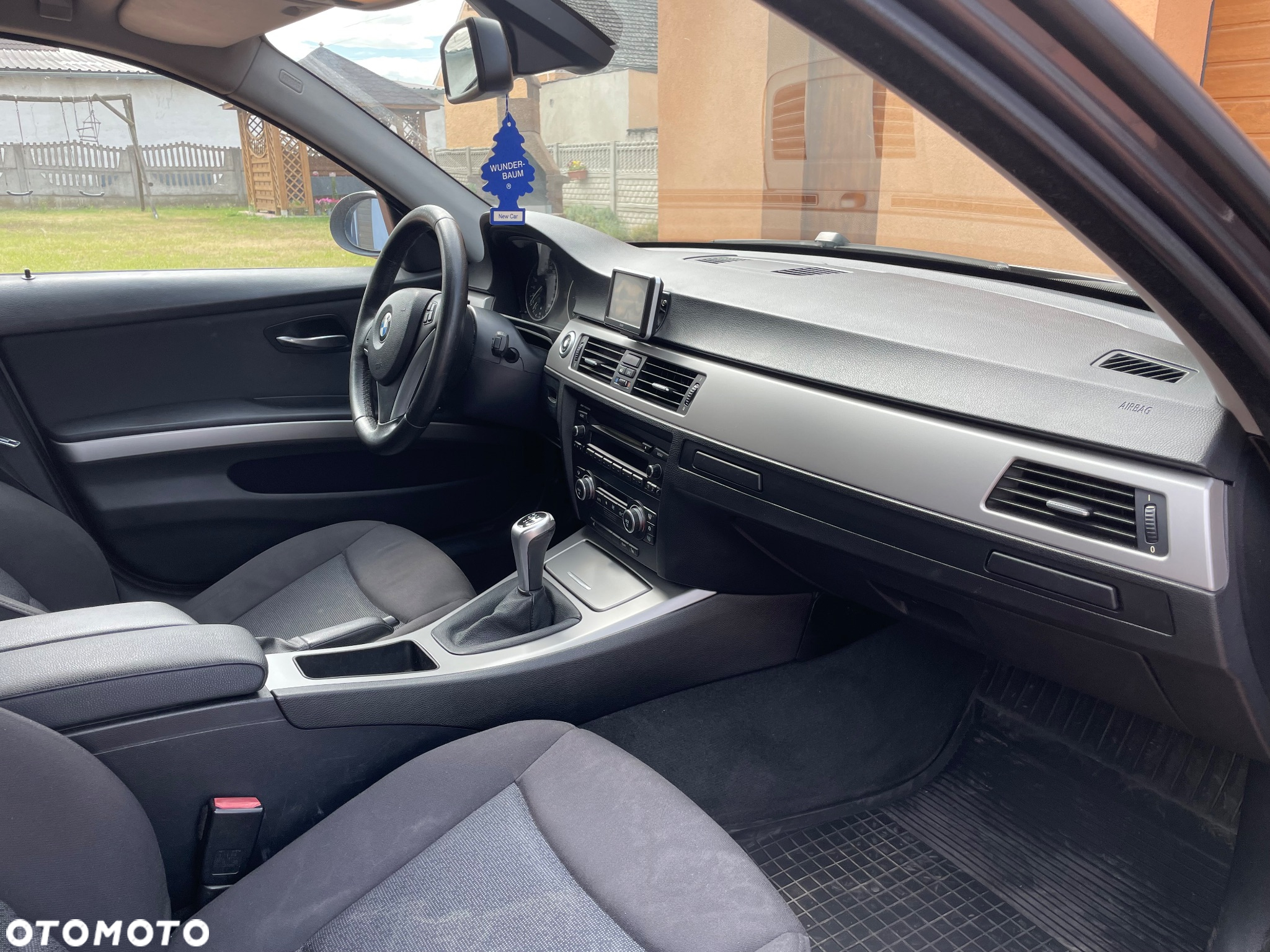 BMW Seria 3 318i - 10