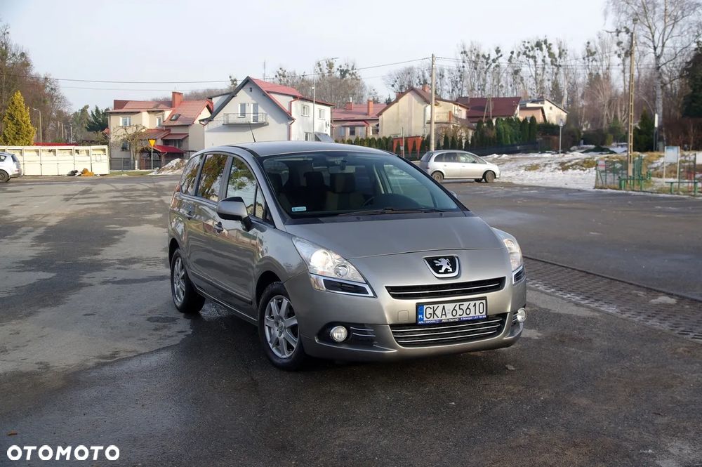 Peugeot 5008 - 19