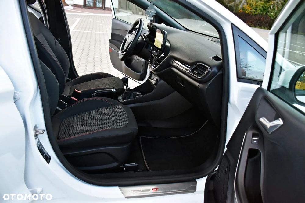 Ford Fiesta 1.0 EcoBoost STart-Stop ST-LINE - 28