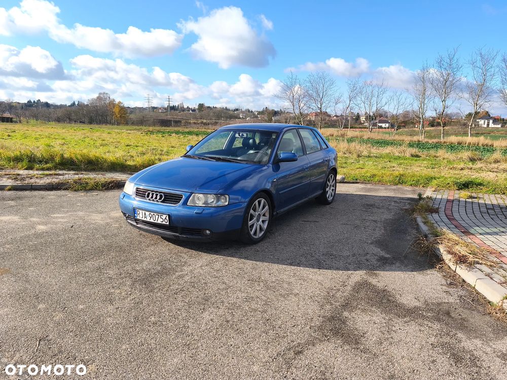 Audi A3 Sportback 1.9 TDI Ambiente Tiptronic - 4