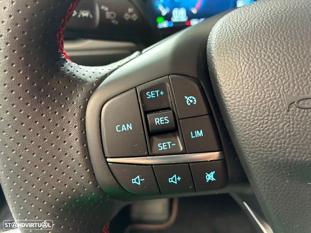Ford Focus 1.0 EcoBoost MHEV ST-Line Aut. - 26