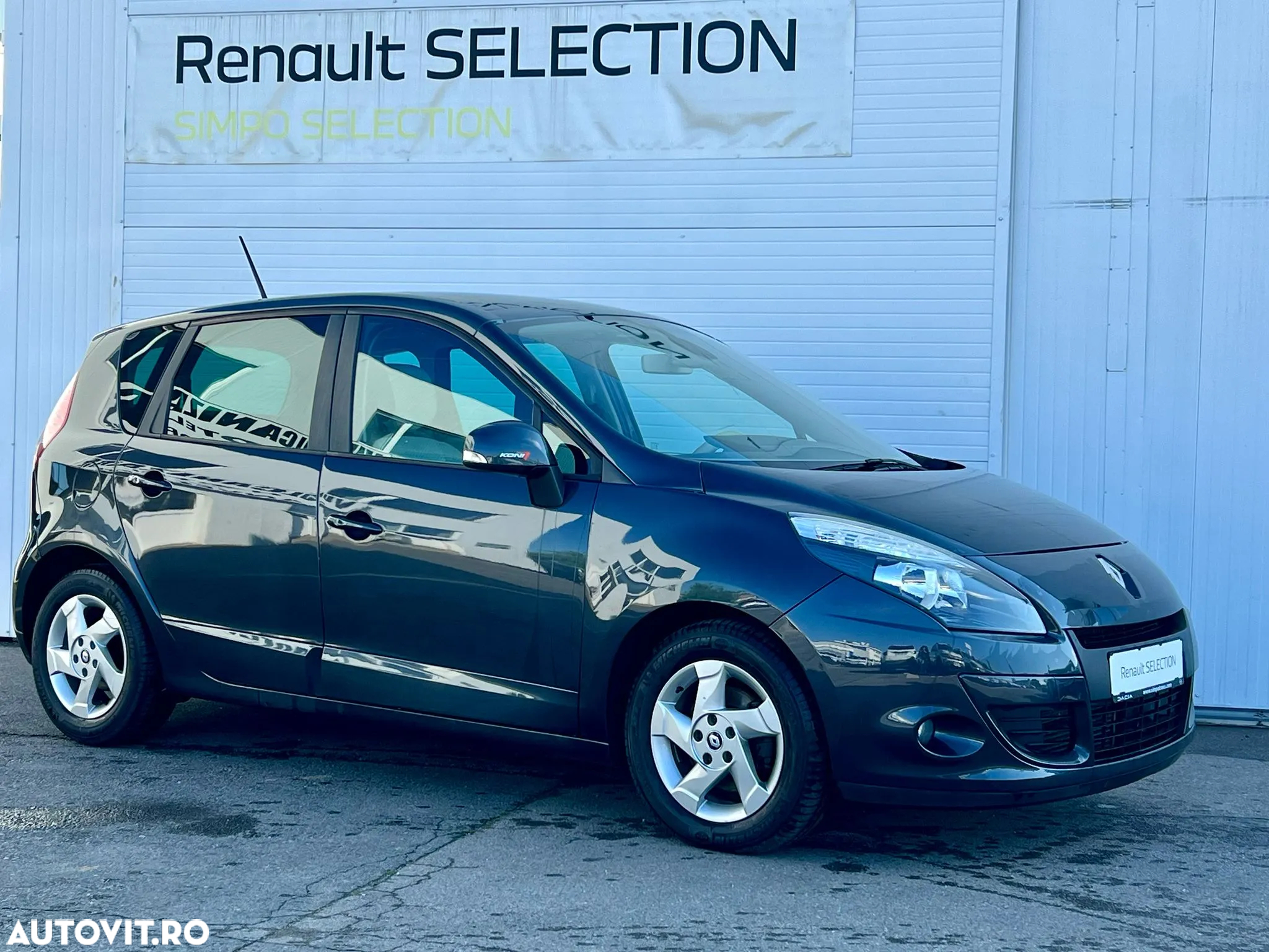 Renault Scenic - 6