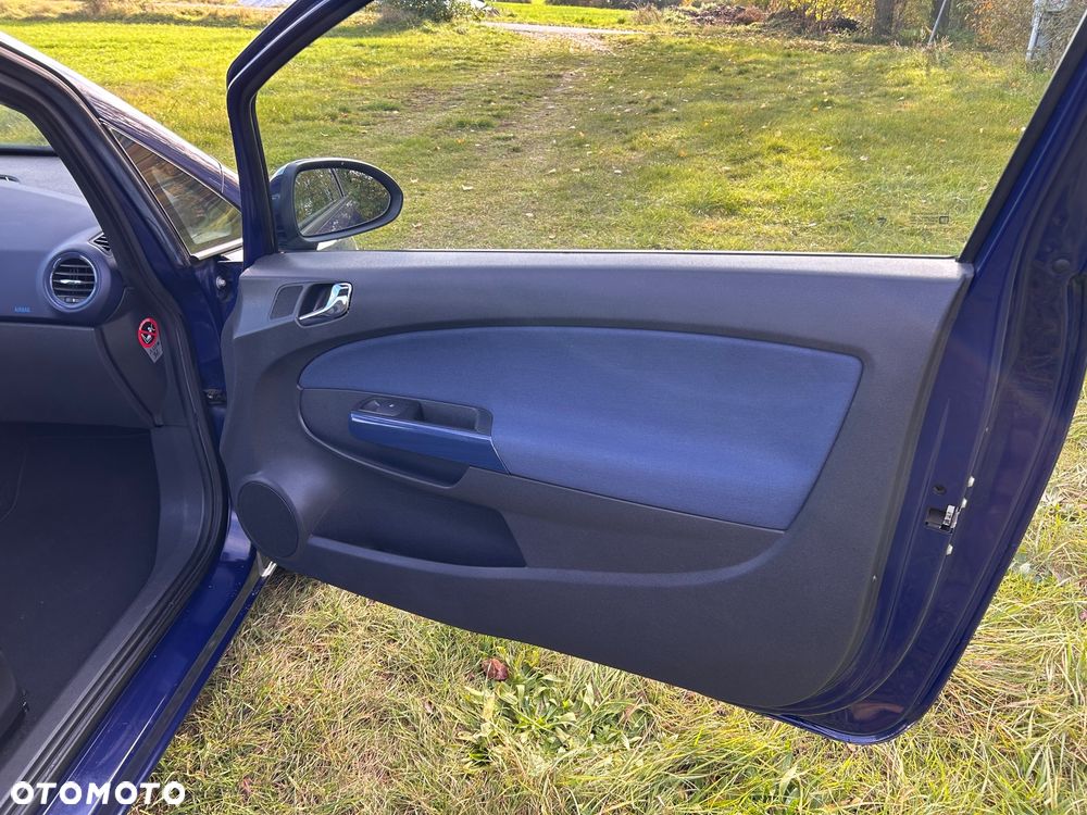 Opel Corsa 1.2 16V - 17