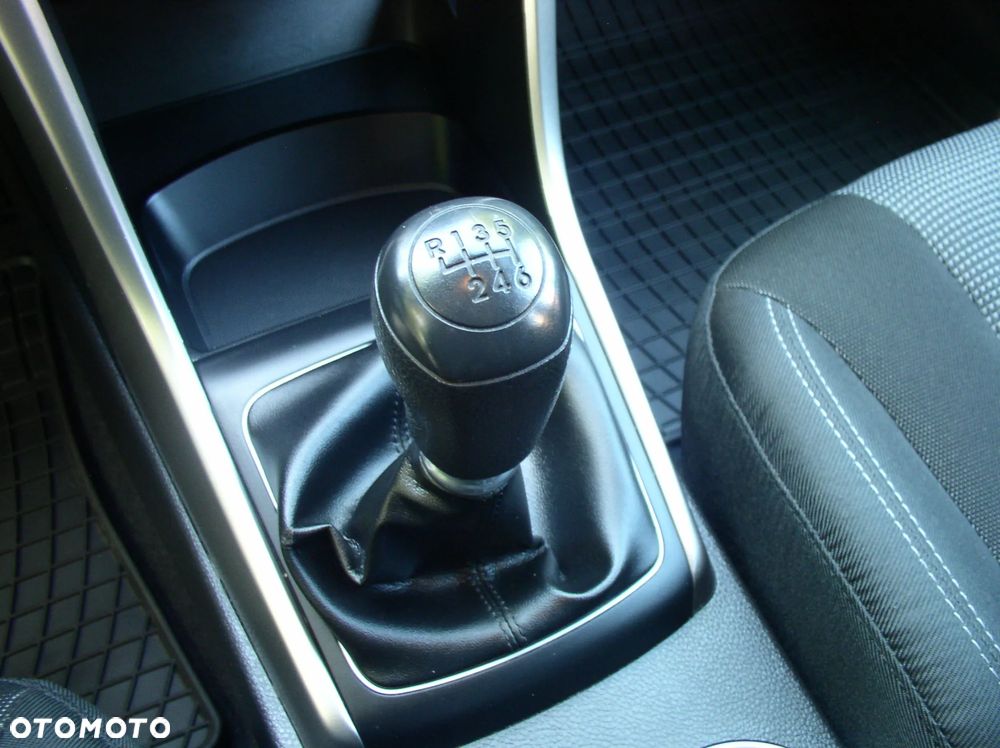 Hyundai i30 blue 1.4 Classic - 25