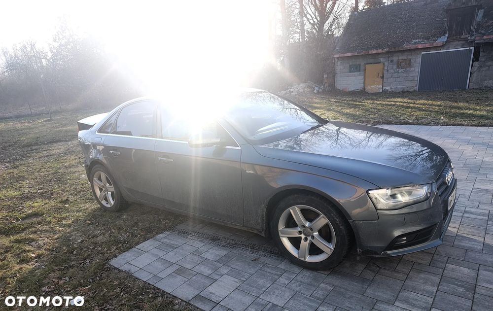 Audi A4 Limousine 2.0 TDI DPF Ambiente - 9