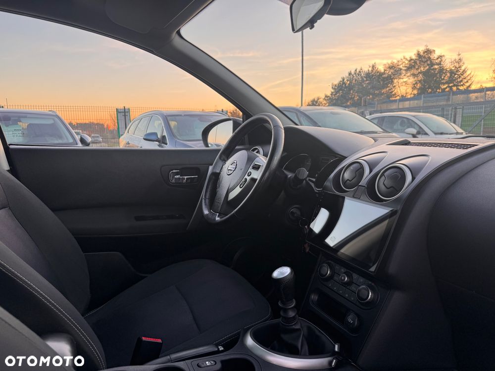 Nissan Qashqai+2 2.0 tekna - 32