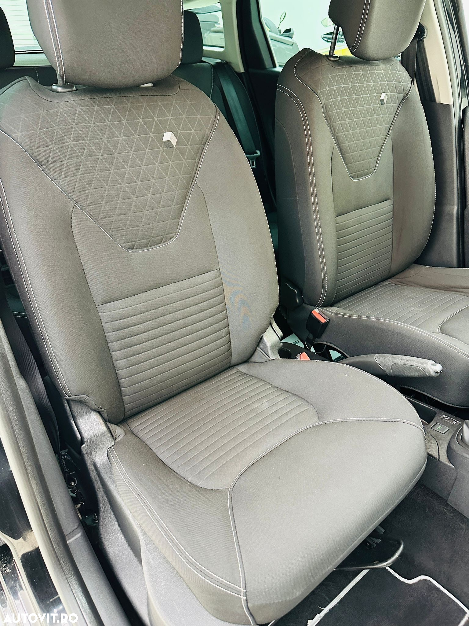 Renault Clio - 21
