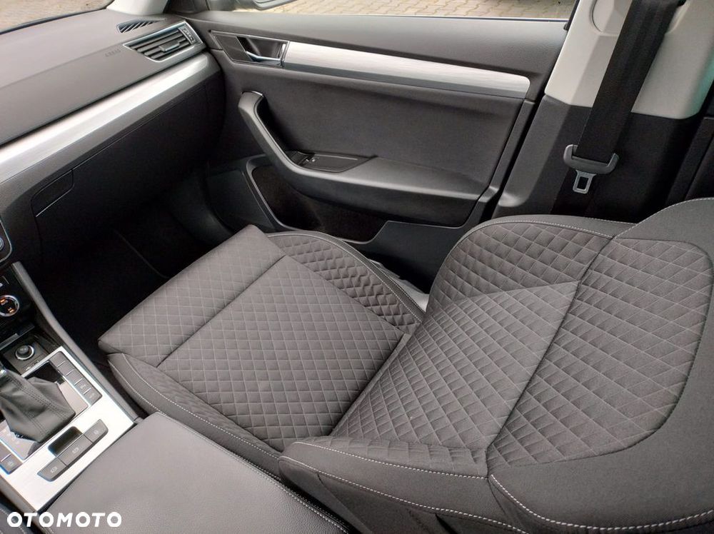 Skoda Superb 1.5 TSI Ambition DSG - 16