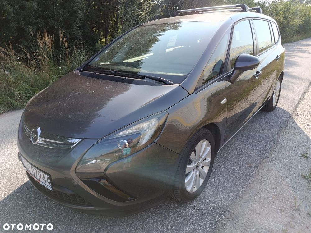 Opel Zafira - 2