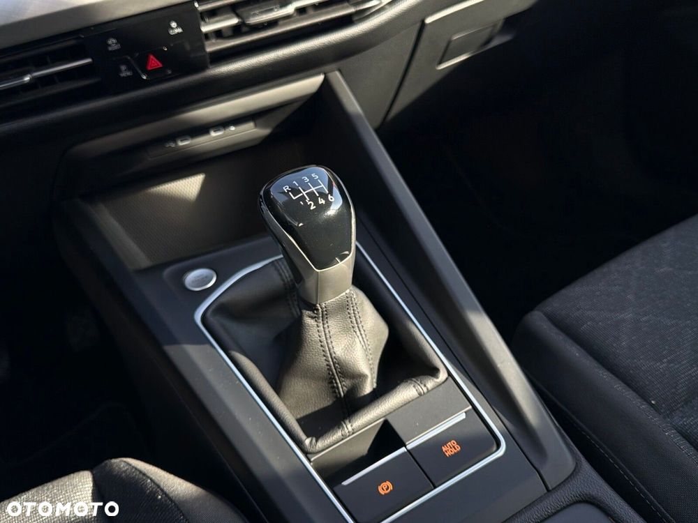 Volkswagen Golf - 20