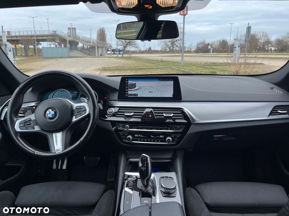 BMW Seria 5 520d xDrive - 20