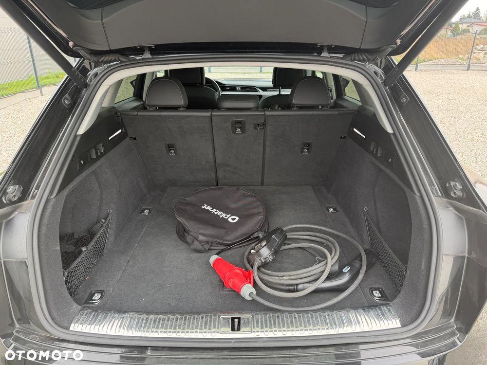 Audi e-tron 50 Quattro Advanced - 14