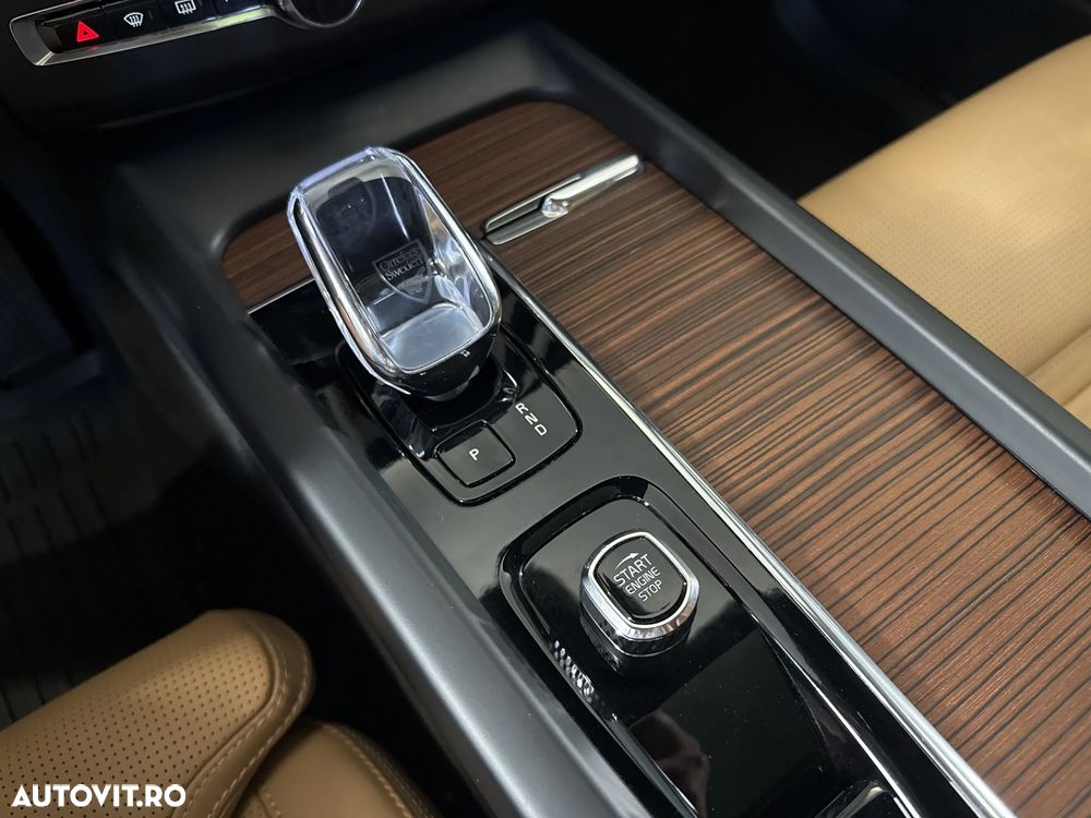 Volvo XC 60 - 18