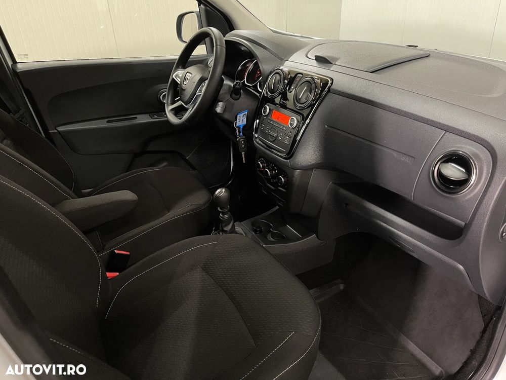 Dacia Lodgy 1.5 Blue dCi Laureate - 11