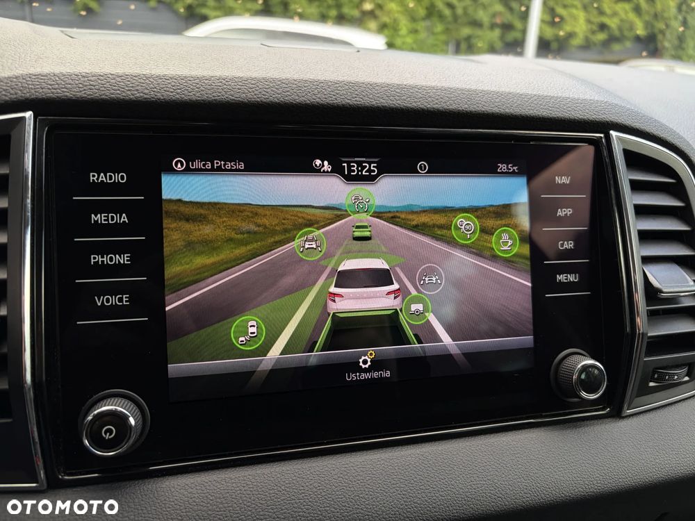 Skoda Karoq 1.5 TSI ACT 4x2 Ambition DSG - 30